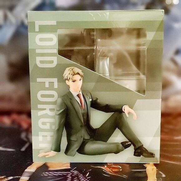 (LAST COPY)Loid Forger G.E.M Series Megahouse figure - Picture 2 of 5